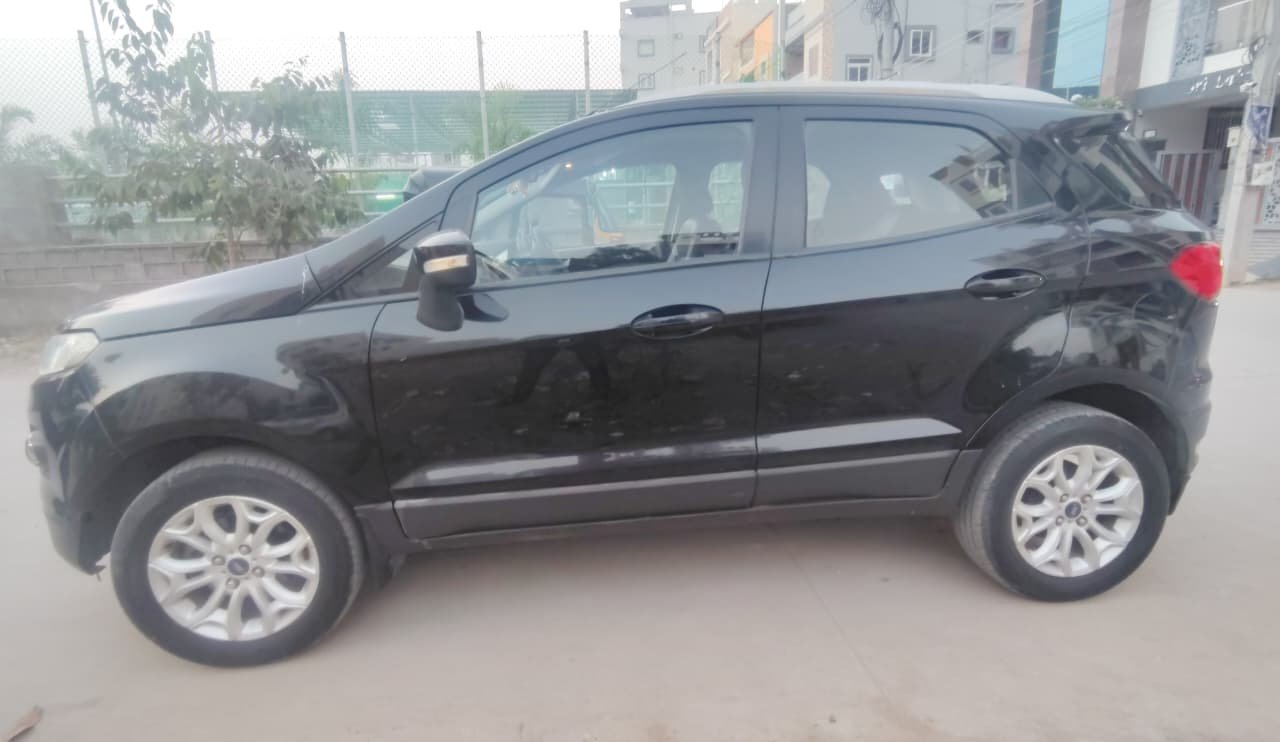 FORD ECOSPORTS - Image 10